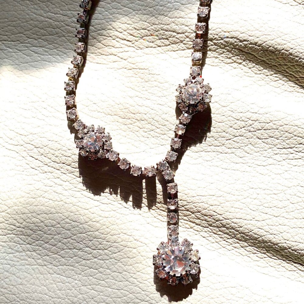 BEAUTIFUL VINTAGE COSTUME RHINESTONE NECKLACE